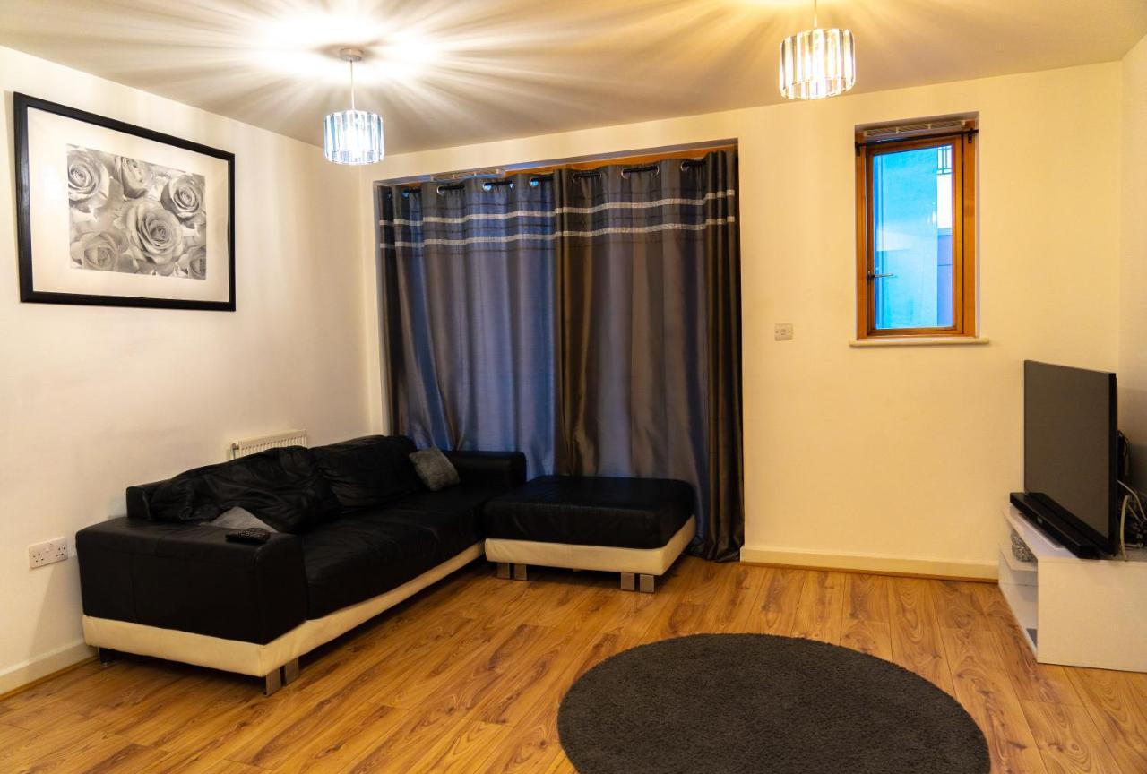 Lovely 1-Bed Apartment In Hackney ロンドン エクステリア 写真